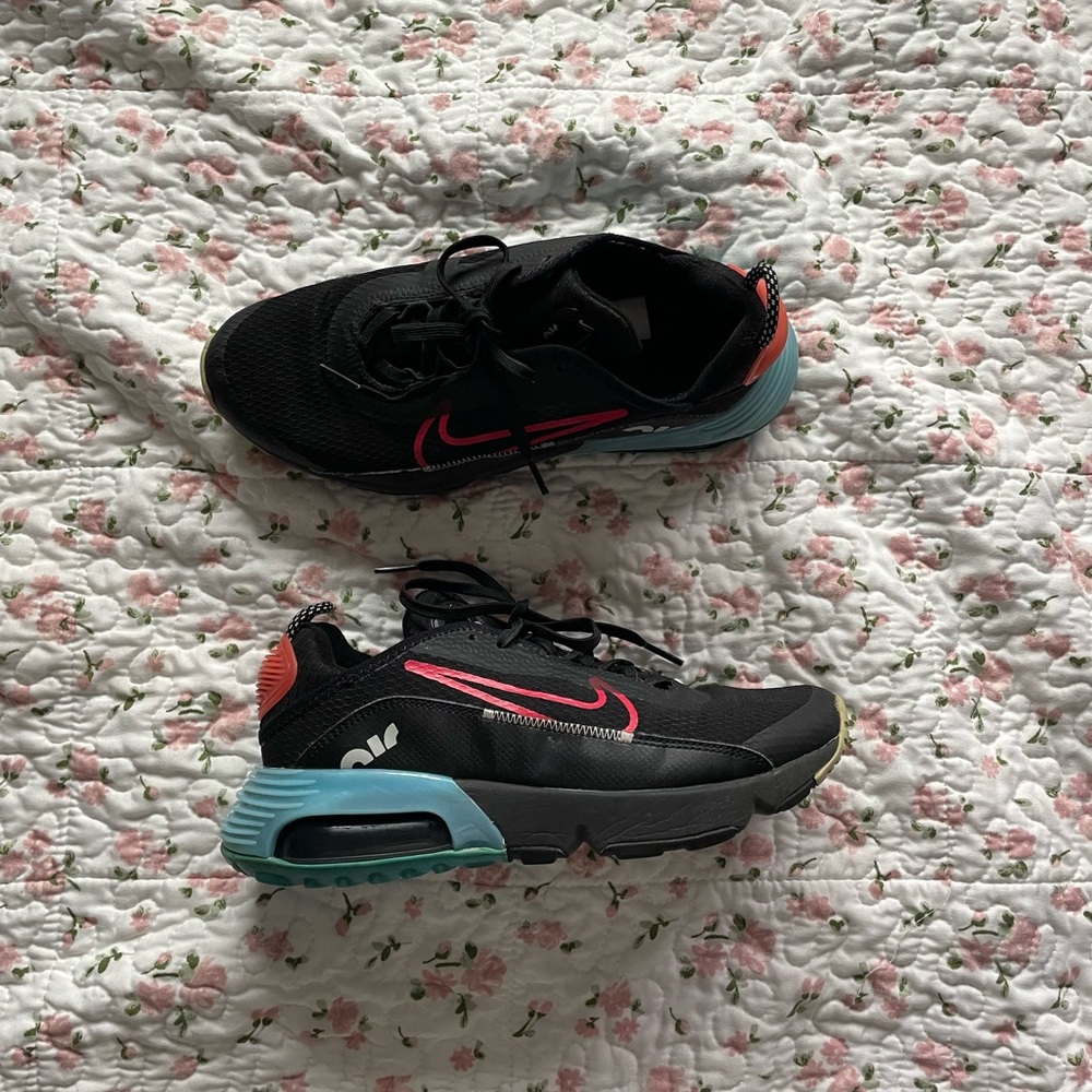 Cleaned like new! Nike air max GS